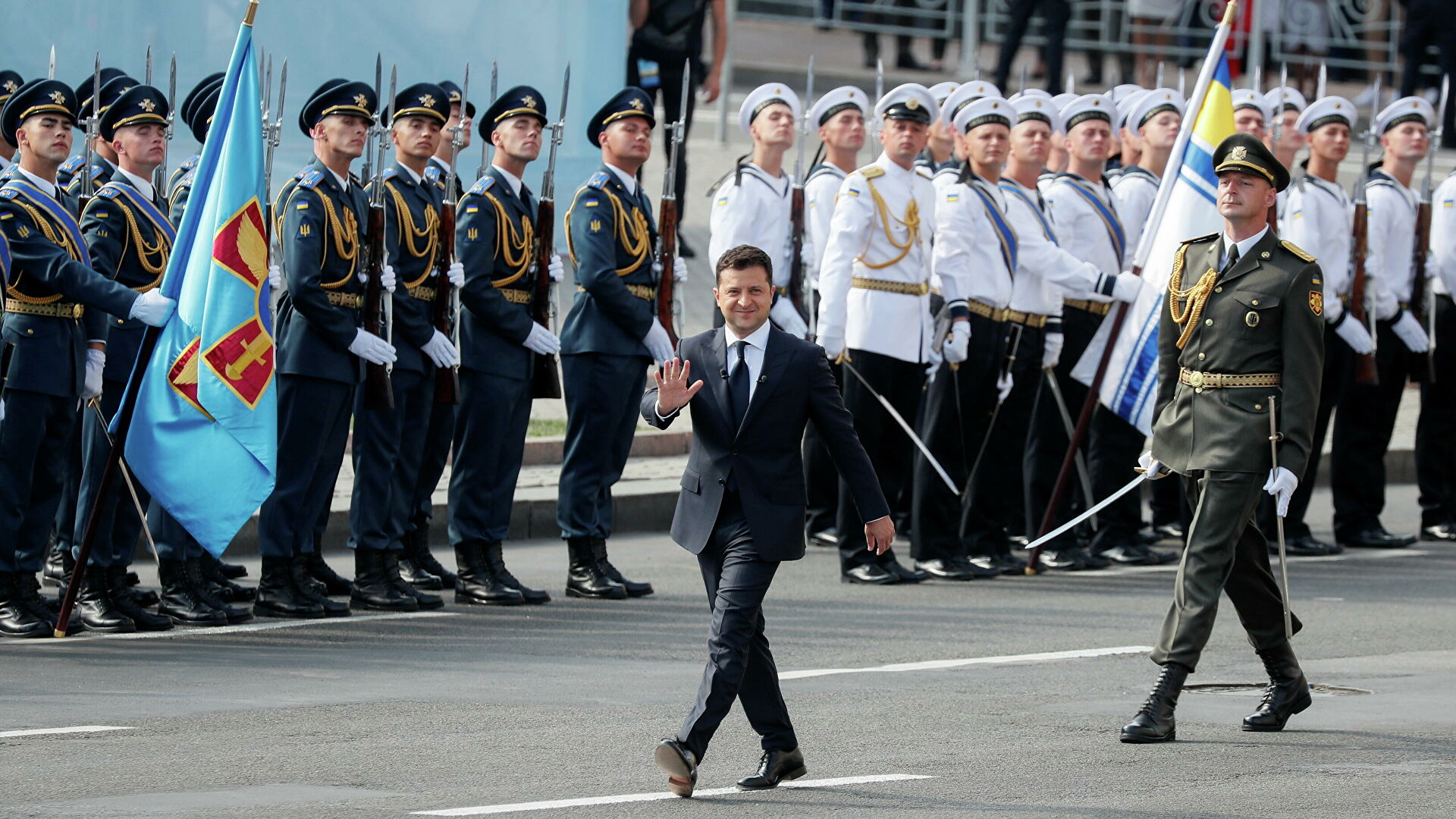  ������������ 30-����� ������������� ������� ������� ����� 