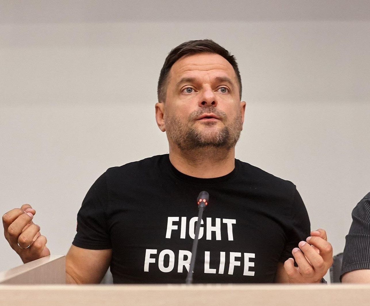 Знайомтесь. Дмитро Шерембей