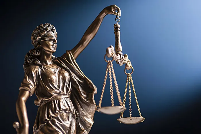 Україні потрібна своя нова військова юстиція, а не реставрація радянської системи