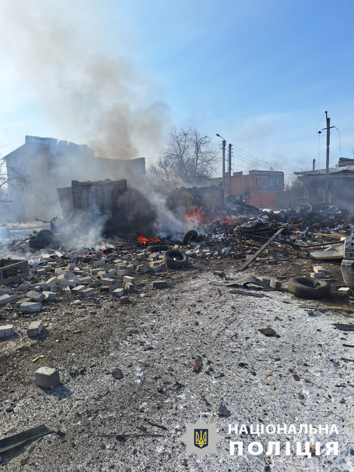 Взрывы на Харьковщине: оккупанты устроили авиабомбардировку  - фото 3