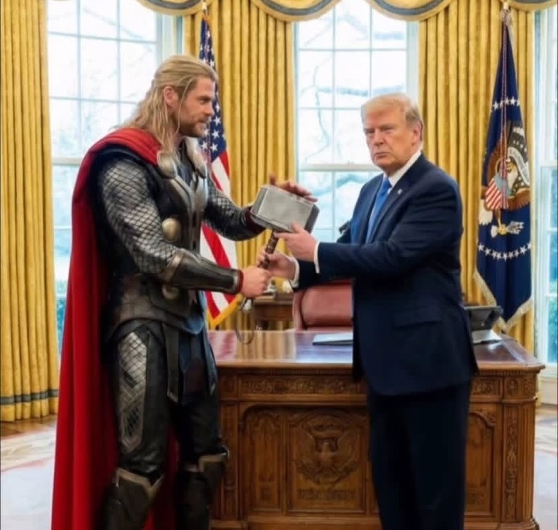 Світовий флешмоб: Трамп став героєм пародій після отримання медалі від лідерки венесуельської опозиції - фото 2 Світовий флешмоб: Трамп став героєм пародій після отримання медалі від лідерки венесуельської опозиції - фото 2