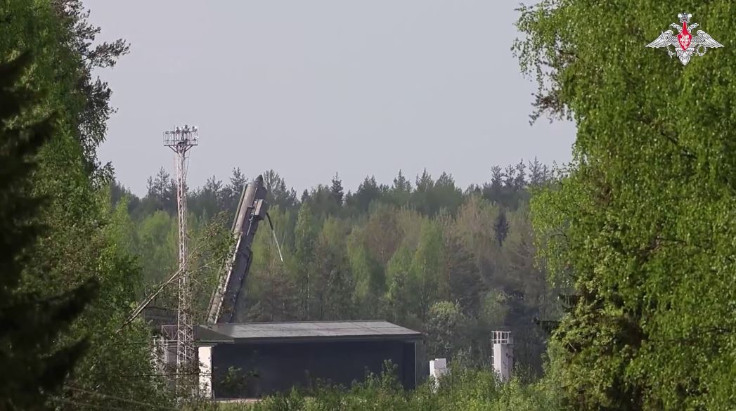 Россия провела пуск межконтинентальной ракеты ”Ярс” на полигон ”Кура”, расположенный рядом с США - фото 2