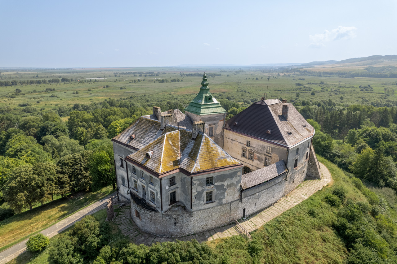 Велич і краса: Топ-5 замків України, які варто відвідати - фото 4