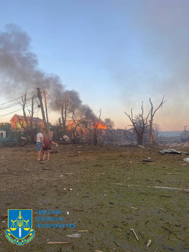Знищені будинки, дачі та туристичні бази: нові подробиці ракетного удару РФ по Одеській області (ФОТО) - фото 6