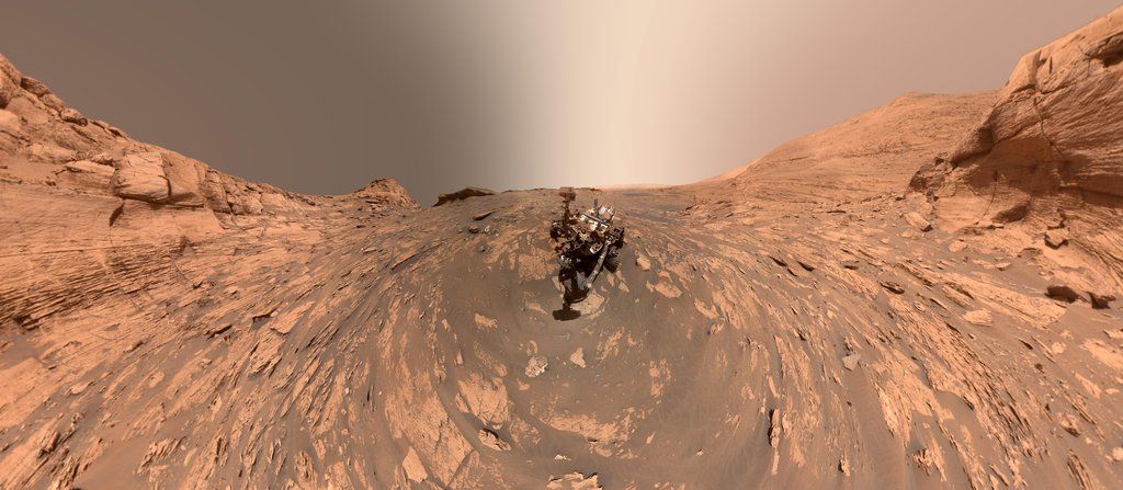 Марсоход NASA Curiosity сделал новое селфи на красной планете (ФОТО)  - фото 3