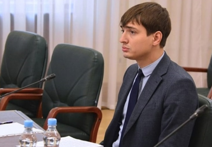 Один из самых молодых экс-генпрокуроров вышел на пенсию в 29: он получает более 150 тыс. гривен - фото 2