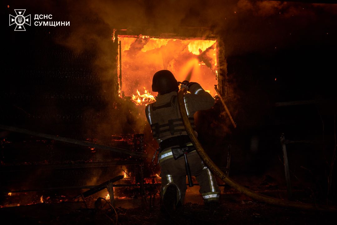 Окупанти вдарили по дитячому центру у Сумах: що відомо - фото 5