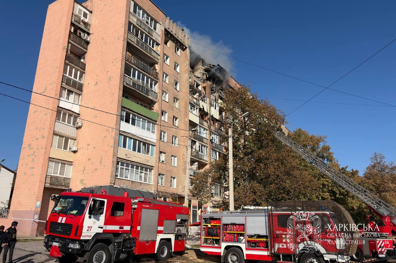 Мощные взрывы в Харькове: есть попадания в жилой дом (ОБНОВЛЯЕТСЯ) - фото 2