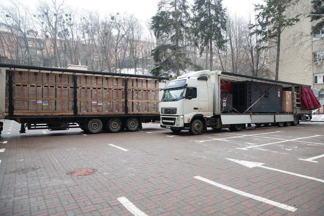 Киев получил от Польши мощную партию генераторов: ”Такая поддержка является примером единства украинцев и поляков” - фото 2