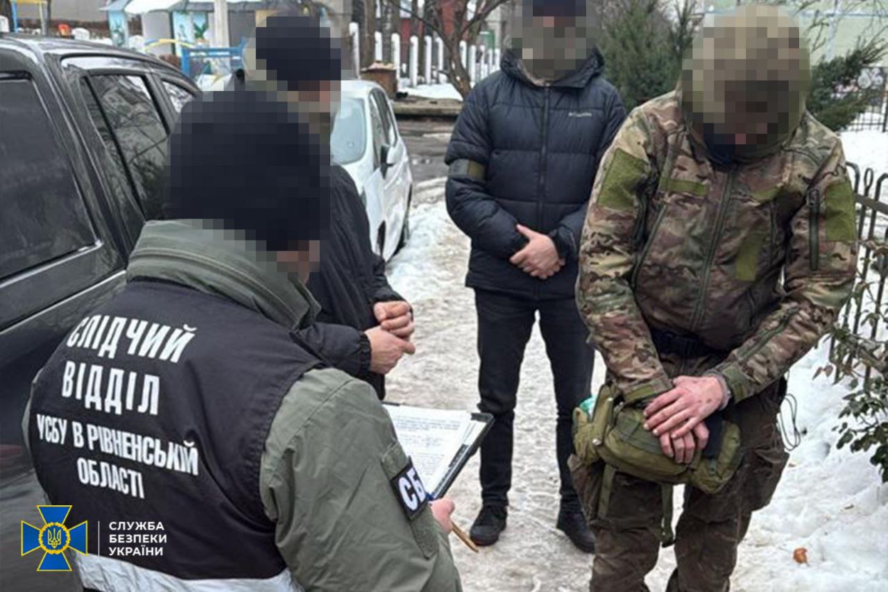 РФ хотела взорвать бомбу у кофейни в центре Ровно: СБУ сорвала теракт - фото 2