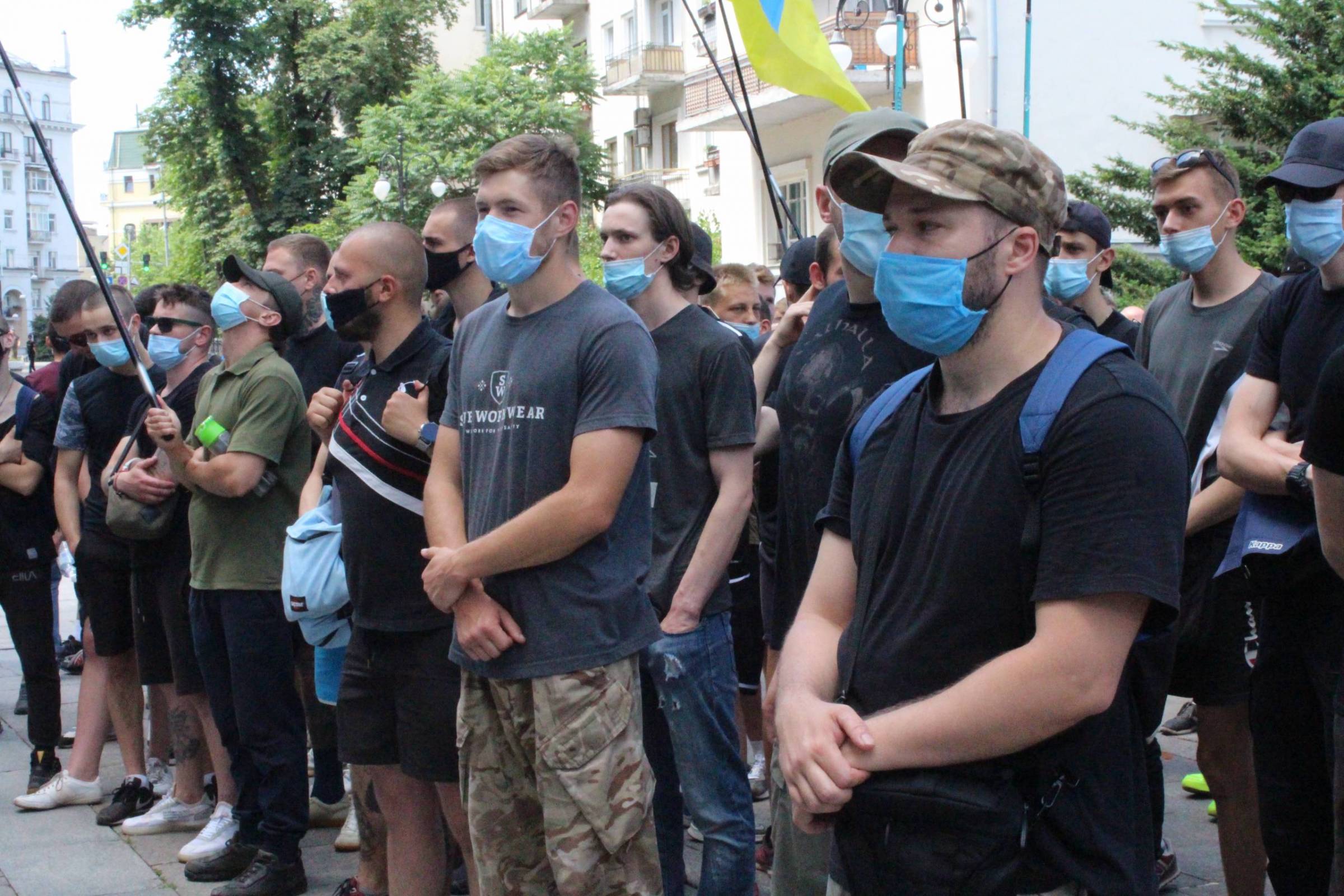 Мітинг під стінами ОП: чому активісти вимагають у президента відставки Данілова (ФОТО, ВІДЕО) - фото 5
