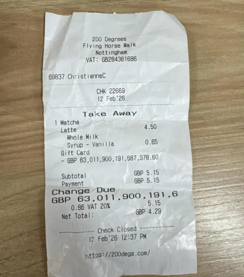 Из-за одной ошибки женщина стала ”самым богатым человеком мира”: ее состояние в тысячи раз больше Маска - фото 2