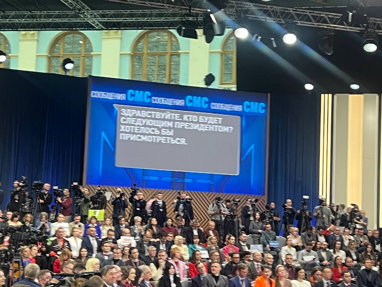 Росіяни ставили Путіну неприємні питання у прямому ефірі: що вони вимагали (ФОТО) - фото 2