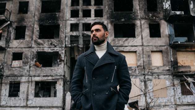 Сестра в Росії, дует з Тарабаровою та благодійні концерти для ЗСУ: ексклюзивна розмова з Віталієм Козловським