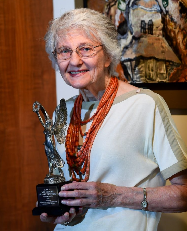 Первой ”Мисс Украинская Канада” 86 лет: как выглядела тогда и сейчас (ФОТО) - фото 2