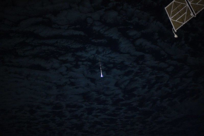 Російський модуль МКС був зруйнований в атмосфері Землі (ФОТО) - фото 2