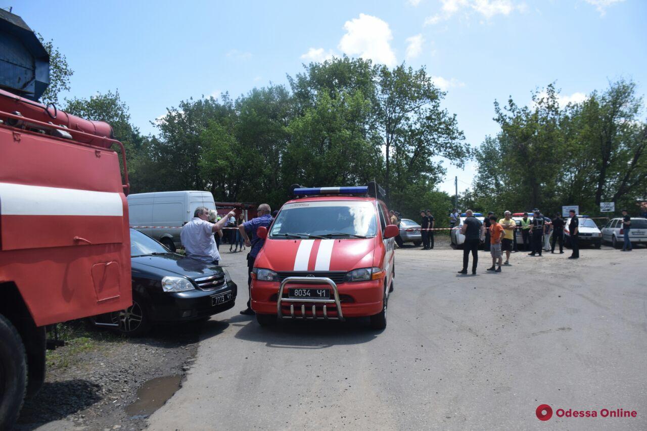 В Одессе самолет упал на гипермаркет, есть жертвы - фото 8