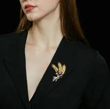 ”Бабусині” прикраси знову рулять: аксесуар, без якого у 2026 році не обійдеться жодна модниця - фото 2