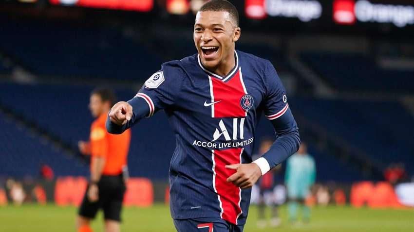 Стало известно сколько денег предложит мадридский "Реал" Килиану Мбаппе Стало известно сколько денег предложит мадридский "Реал" Килиану Мбаппе