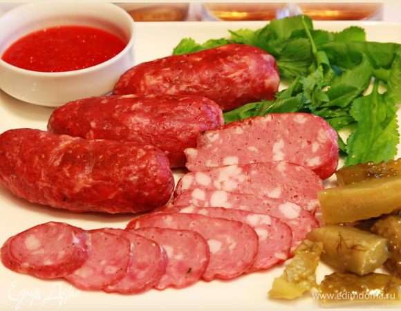 В Германии два человека умерли от колбасы 