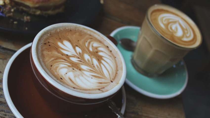 Диетолог назвала напиток, который омолаживает кожу