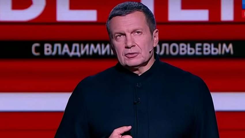 Актер Панин пообещал деньги за плевок в лицо российскому пропагандисту Соловьеву: подробности 