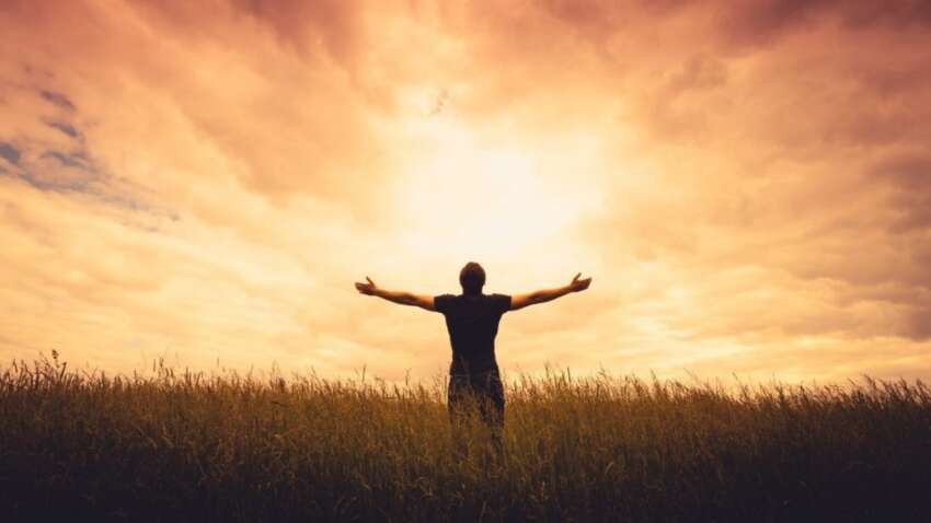 3 ранкові дії перед сніданком, які магічно притягують гроші