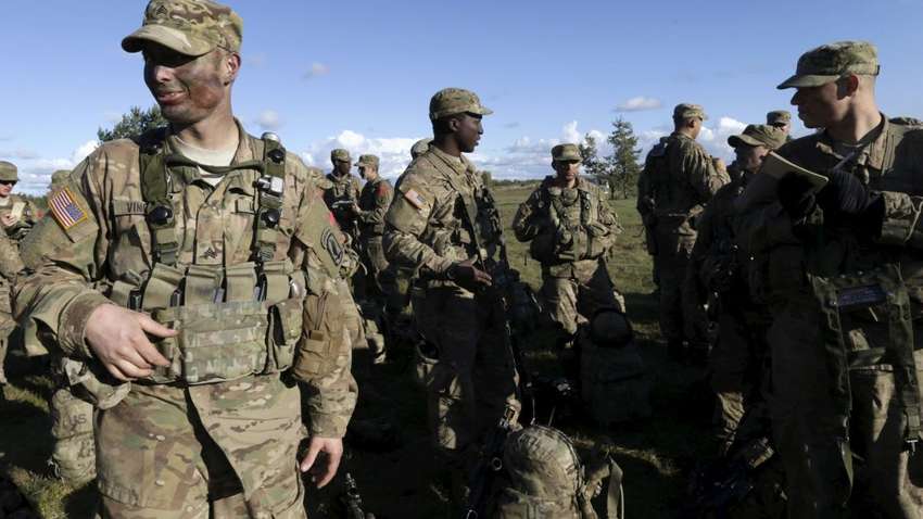 Молодежь ЕС не хочет идти в армию: какие причины Молодежь ЕС не хочет идти в армию: какие причины