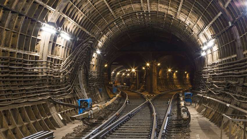 Багатостраждальне метро на Троєщину хочуть почати будувати з "Вокзальної"