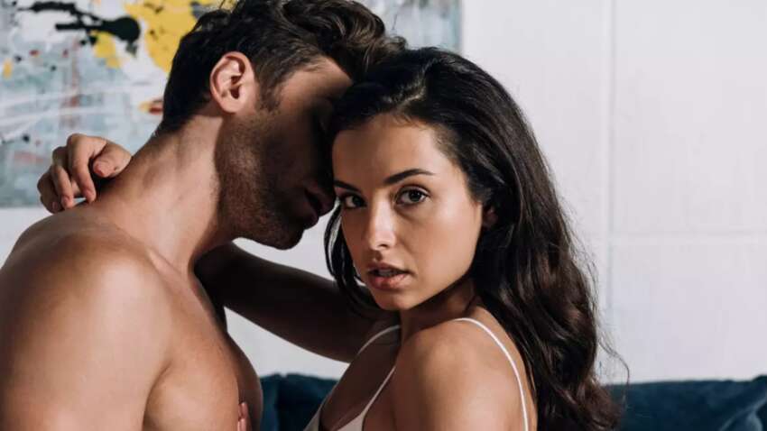 Врач назвала три вещи, которых не стоит делать перед сексом