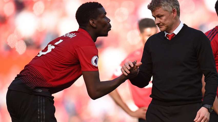 Головний тренер "Манчестер Юнайтед" впевнений, що їх зоряний гравець нікуди не піде