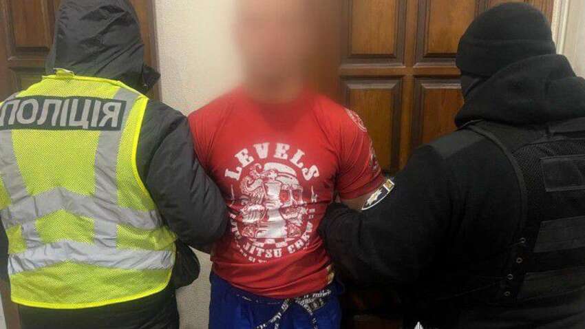 У Києві судять тренера з джиу-джитсу за сексуальне насильство: у мережі показали його фото