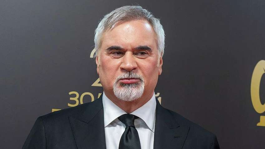 Українські журналісти "спіймали" Меладзе в Куршевелі і запитали про війну, але той спробував втекти (ВІДЕО)