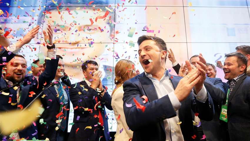 Два года со дня победы Зеленского во втором туре: как изменился президент