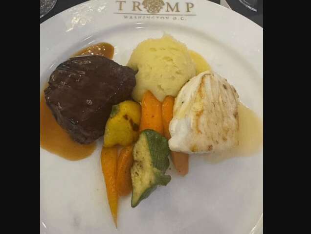 Трамп розлютив криптоінвесторів своїм прийомом: чим нагодували бізнесменів Трамп розлютив криптоінвесторів своїм прийомом: чим нагодували бізнесменів