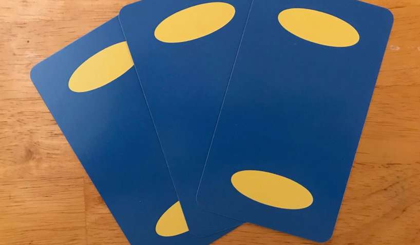 Дизайнери створили гадальні карти IKEA