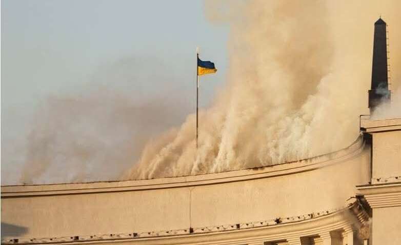 Война вышла на новый уровень: что хотел показать Кремль, ударив по Кабмину Война вышла на новый уровень: что хотел показать Кремль, ударив по Кабмину