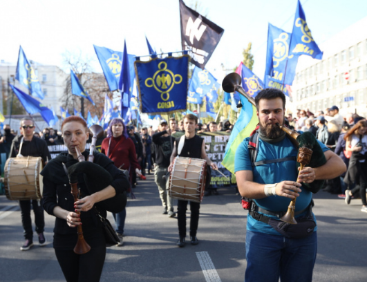 В Киеве начался марш националистов