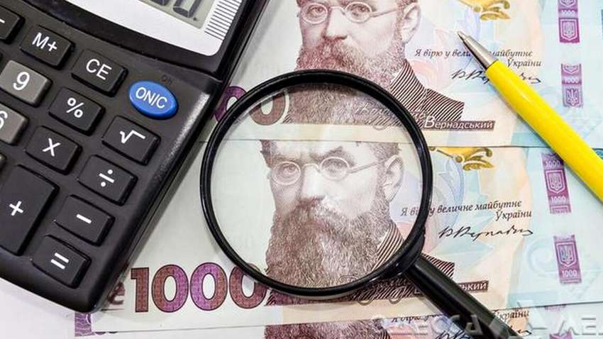 В Украине заговорили о повышении военного сбора и НДС: сколько будем платить