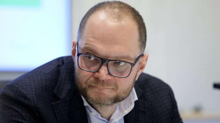 "Віщати для жителів ОРДЛО і Криму": Мінкульт оголосить конкурс на пост глави нового телеканалу 