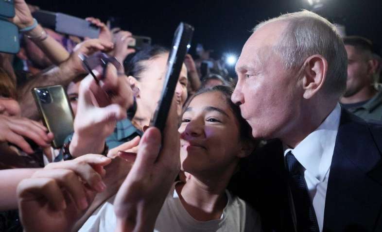 Путін у Дербенті здивував своєю поведінкою: що не так Путін у Дербенті здивував своєю поведінкою: що не так