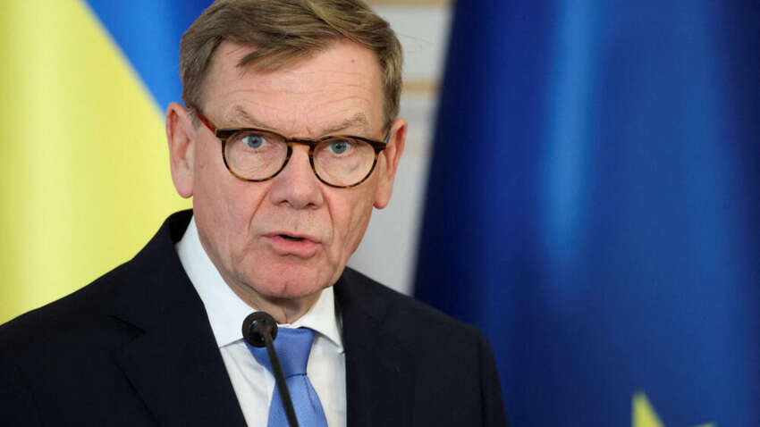 У Німеччині розкрили нове рішення ЄС, яке має допомогти Путіну бути зговірливішим У Німеччині розкрили нове рішення ЄС, яке має допомогти Путіну бути зговірливішим