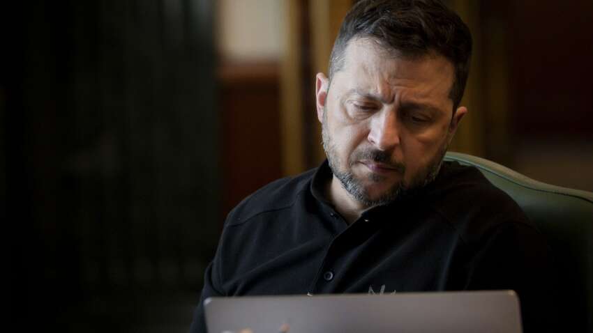 Росія стягує десантників: Зеленський розповів, для якого міста зростає загроза