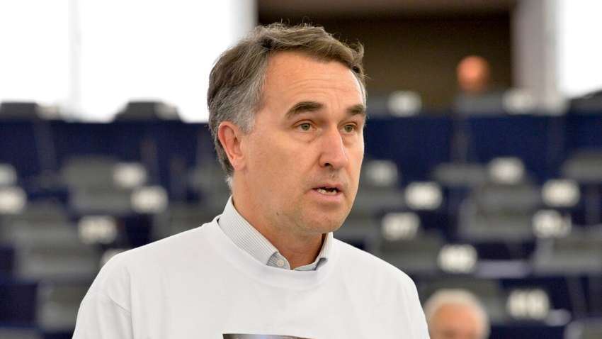 Санкции не будут сняты, пока последний солдат РФ не покинет Украину, - европарламентарий Санкции не будут сняты, пока последний солдат РФ не покинет Украину, - европарламентарий