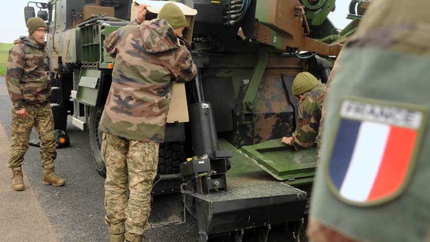 Дезертирство в позорных масштабах: ГБР проверит данные Бутусова о бегстве военных из 155-й бригады Дезертирство в позорных масштабах: ГБР проверит данные Бутусова о бегстве военных из 155-й бригады