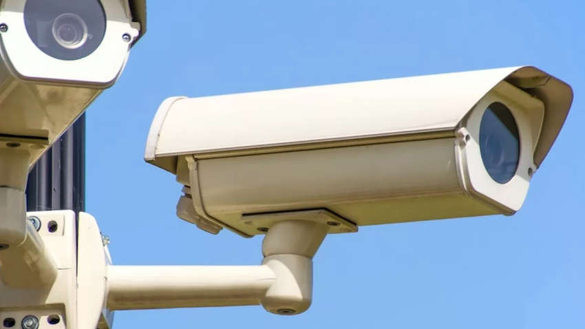В Україні тисячі камер спостереження передають інформацію до Китаю: у чому загроза