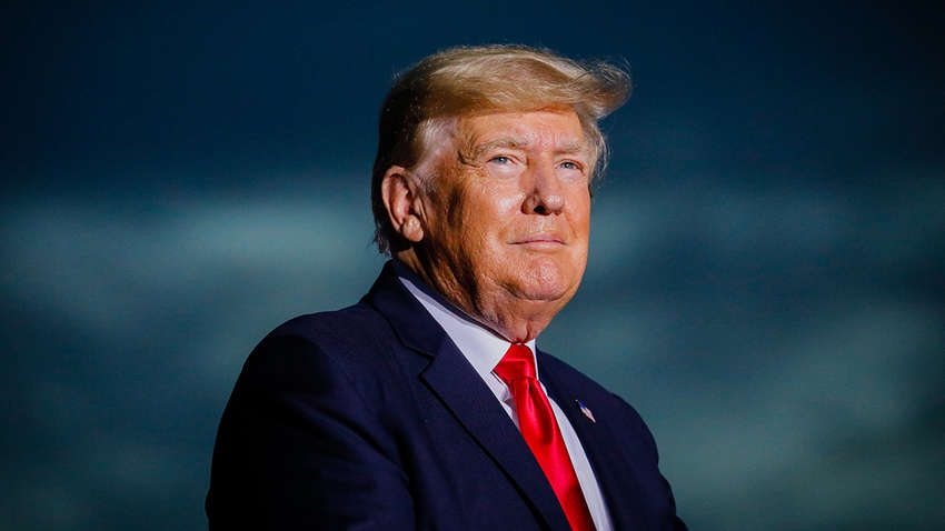 Трамп назвав "геніальним" рішення Путіна визнати "ДНР" і "ЛНР"