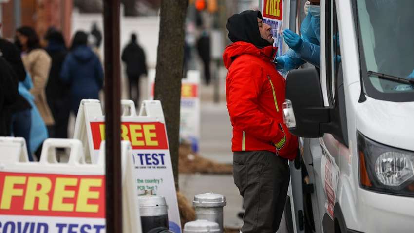 30% работников скорой медицинской помощи в Нью-Йорке заболели из-за всплеска Omicron