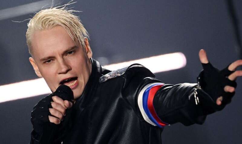 В Украине сообщили о подозрении певцу, прославившемуся во время «СВО» в России В Украине сообщили о подозрении певцу, прославившемуся во время «СВО» в России