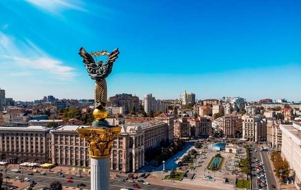 Відтепер у Києві щодня перекриватимуть рух Хрещатиком Відтепер у Києві щодня перекриватимуть рух Хрещатиком